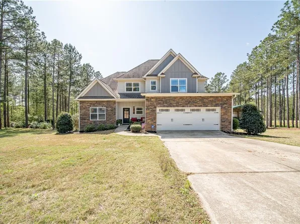 2172 Lee Road 330, Smiths Station, AL 36877