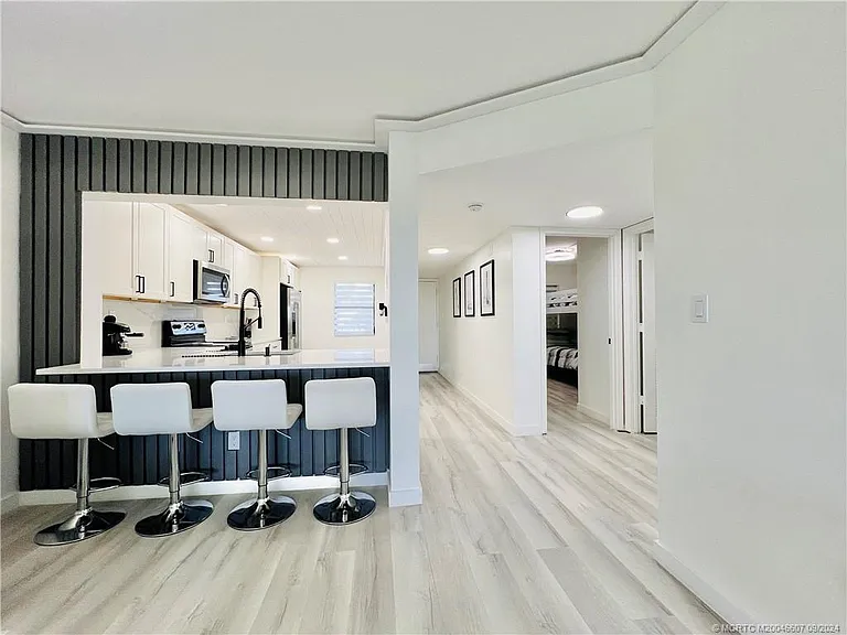10044 S Ocean Dr #205 — Photo 14