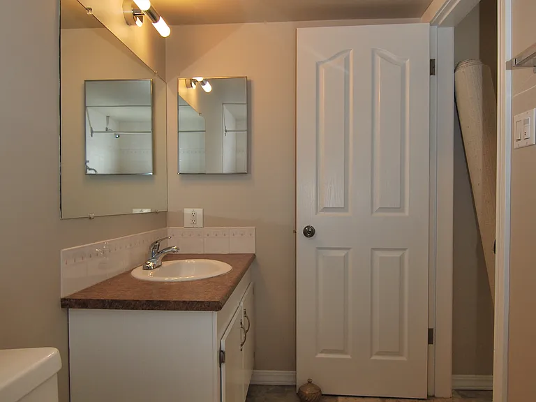 14925 89th Ave NW #303 — Photo 15