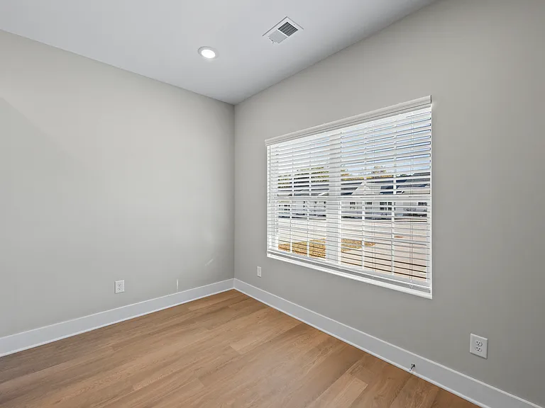 179 Wheeler Cir #202 — Photo 5