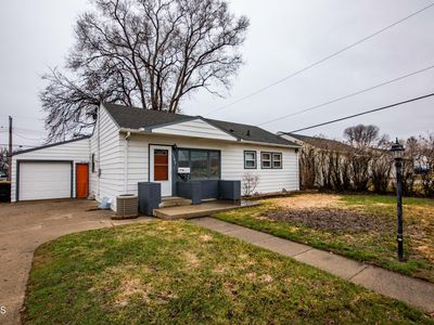 1141 W B Ave, Bismarck, ND, 58501