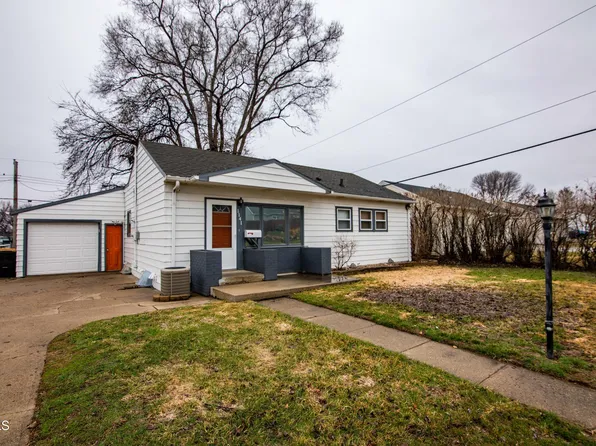 1141 W B Ave, Bismarck, ND 58501