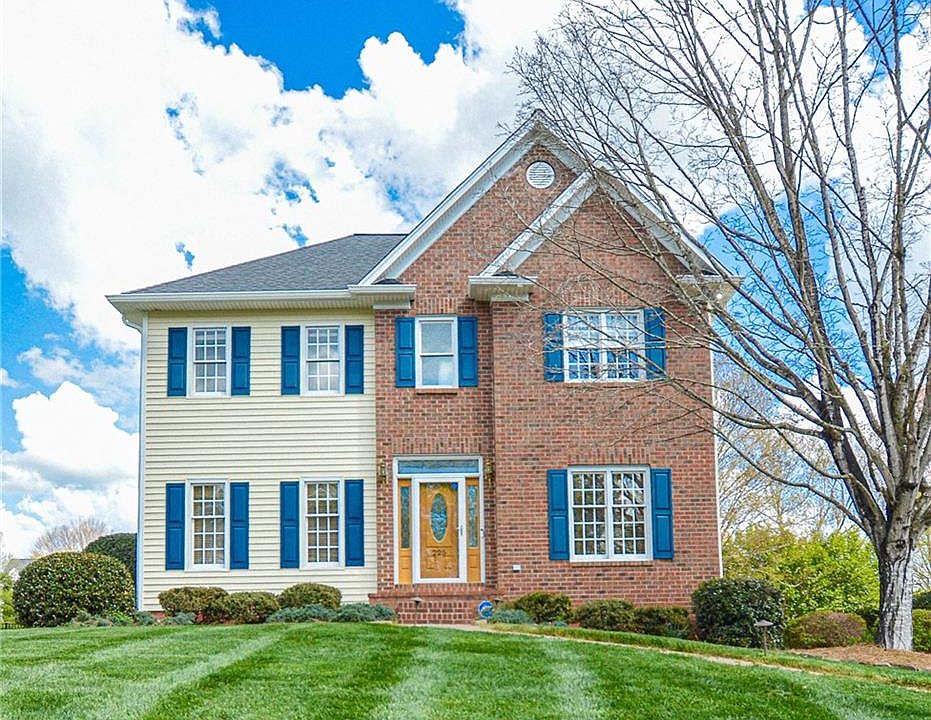 1st image of 225 Fox Ridge Cir