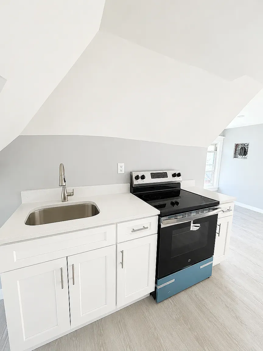 1 bed, 800 sqft, $1,525 — Photo 1
