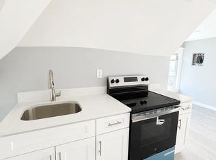 898 S 19th St #3, Newark, NJ 07108