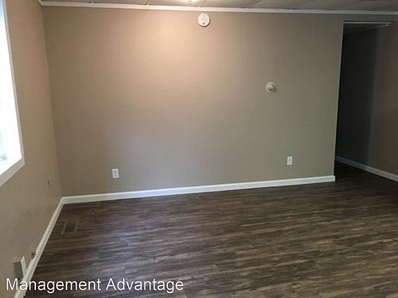 5th image of 918 N 6th St #8187634