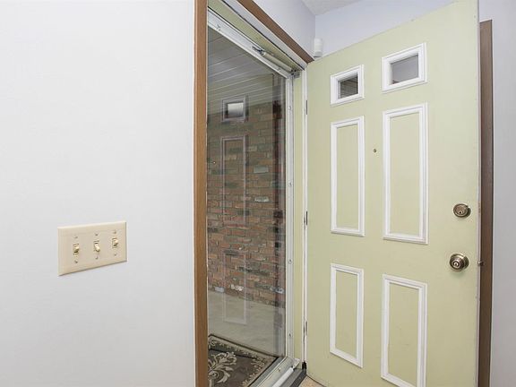 3rd image of 6205 Firestone Dr