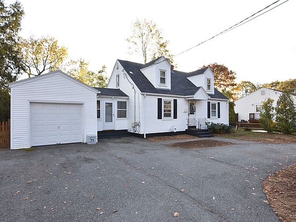 2nd image of 84 New York Ave