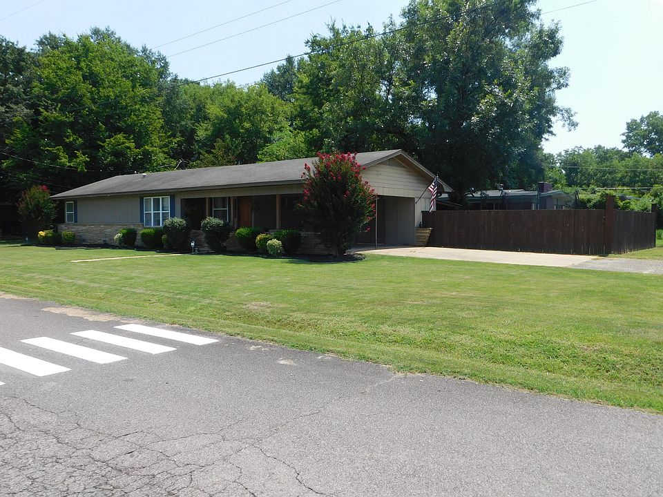 1st image of 1205 W 2nd Pl