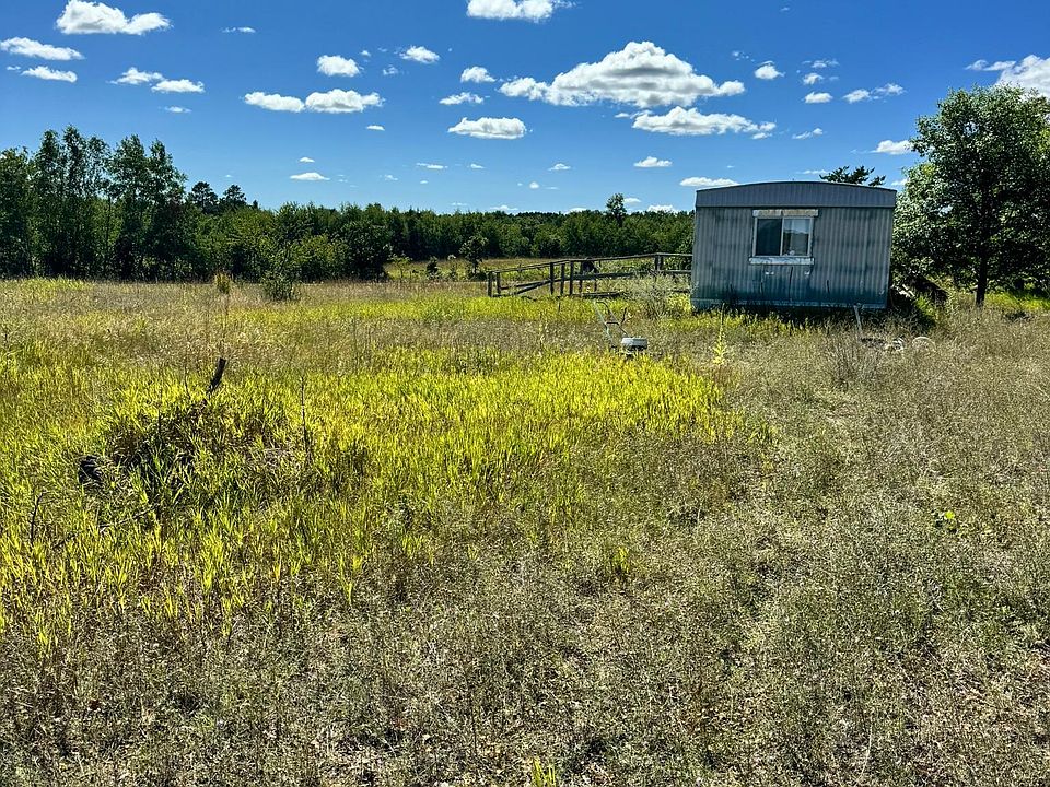 1st image of 22315 Daisy Rd