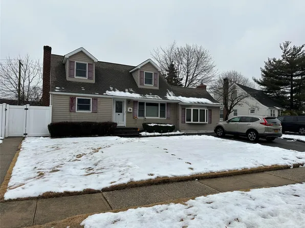 754 Bruce Drive, Wantagh, NY 11793