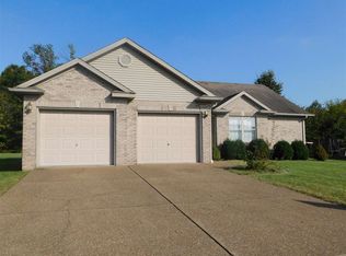 8425 Hazel Ct, Evansville, IN 47725