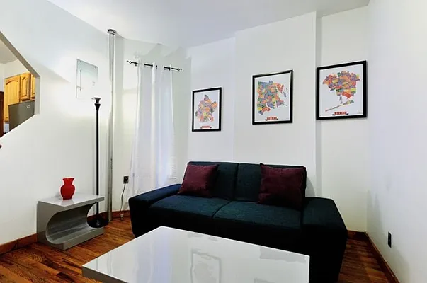 Rented by Eisenberg Exclusives | media 33