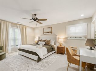 102 Cross Gate Dr, Marietta, GA 30068