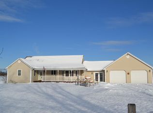 67 Blackhouse Rd, Fort Edward, NY 12828