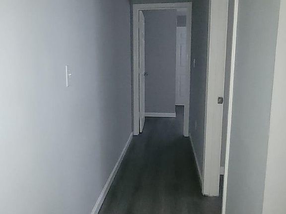 4th image of 160 Washington St Floor 1