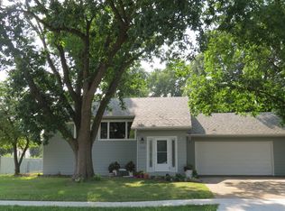 2002 Sycamore St, Granger, IA 50109
