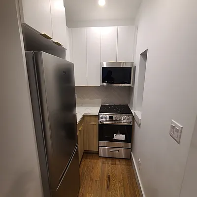 Rented by Hagstrom Management Inc | media 16