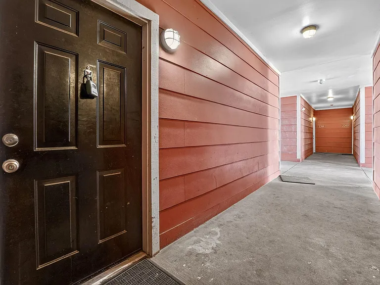 1901 Crossing Pl #2201 — Photo 21