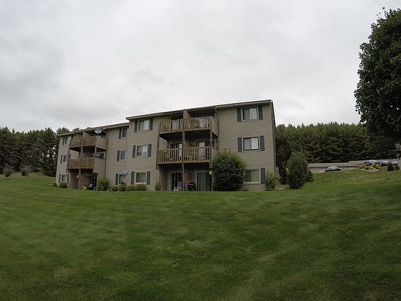 4th image of 2733 Green Meadows Dr