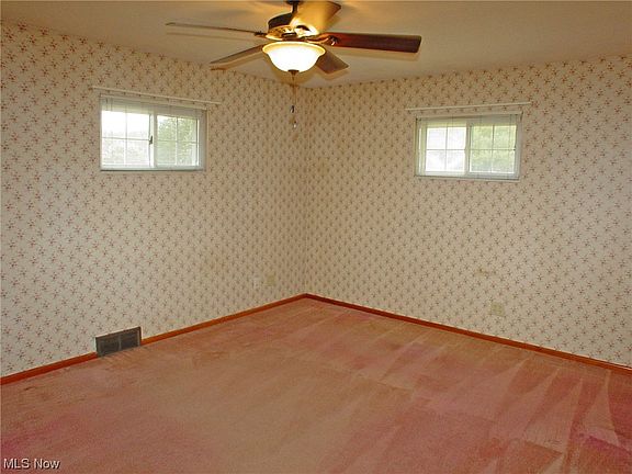 5th image of 4005 Brightway St