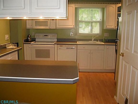 5th image of 1072 Timberbank Ln