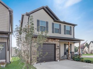 486 Cardwell Ln, Fletcher, NC 28732