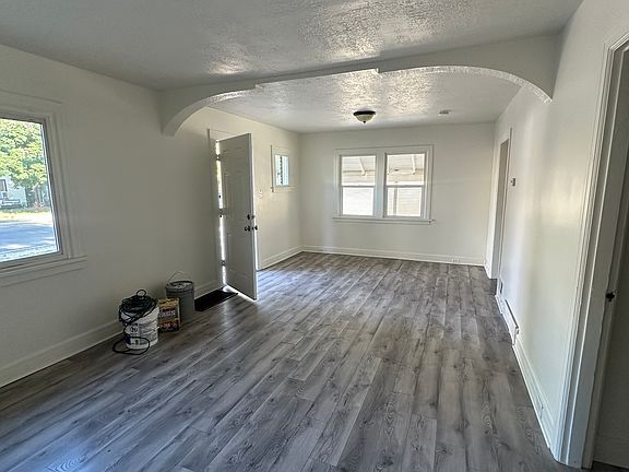 3rd image of 2047 S Orchard Ave E #1