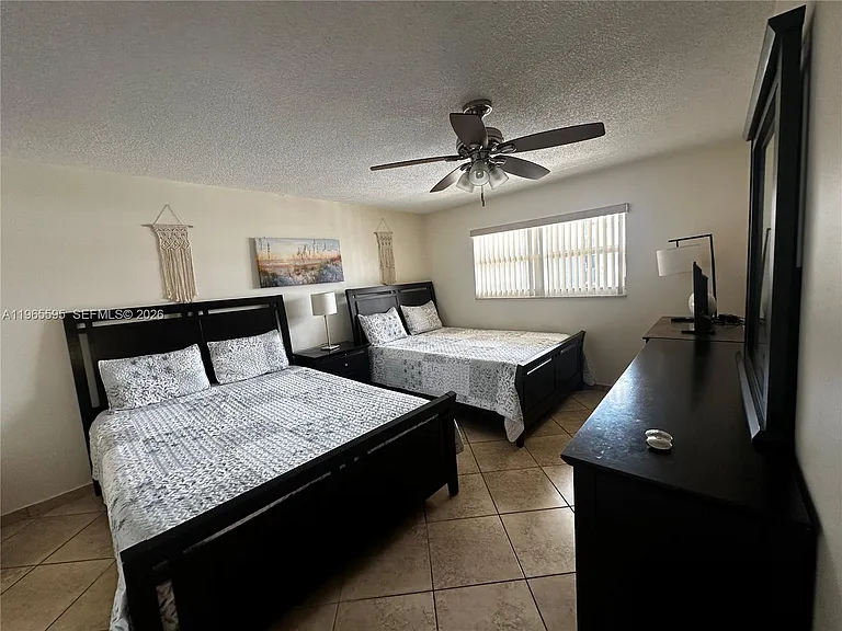 410 SE 2nd St #308 — Photo 20