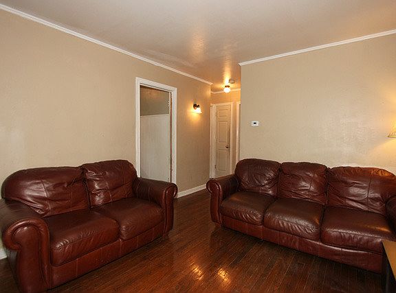 4th image of 53 Frederick Ave
