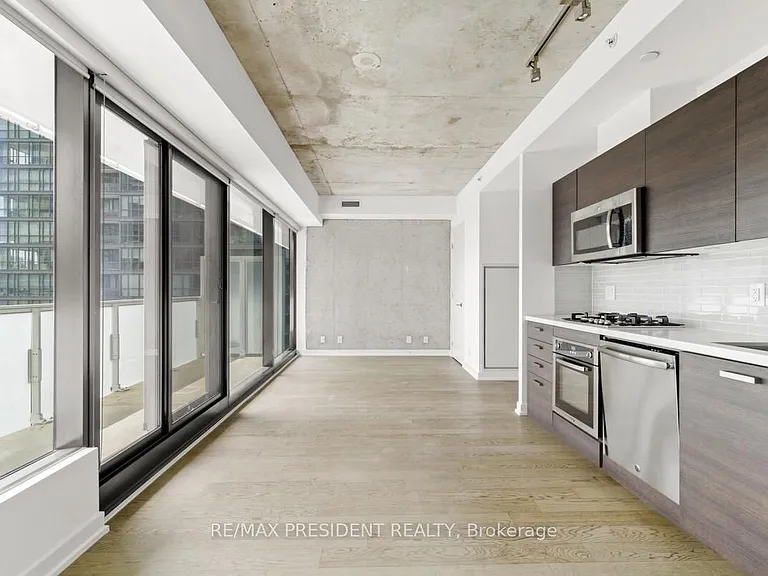 11 Charlotte St #2901 — Photo 3