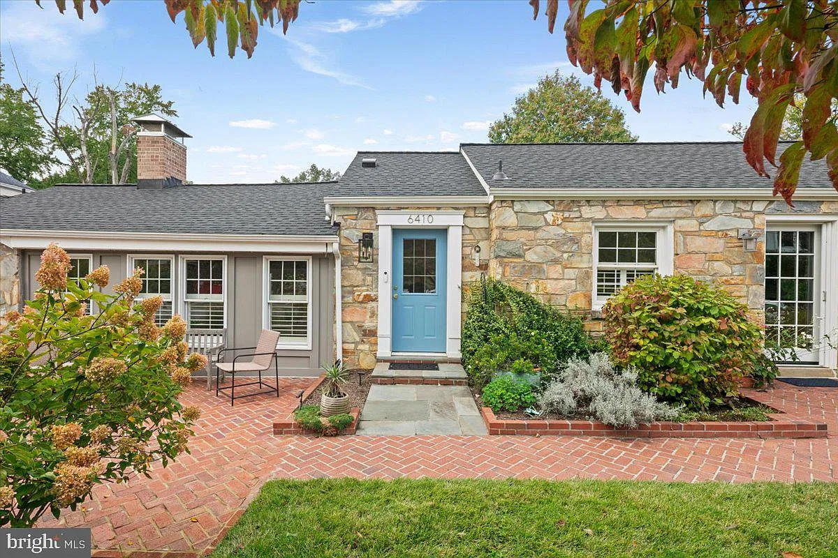 4 bed, 3.0 bath, 2008 sqft, $7,000 — Photo 4