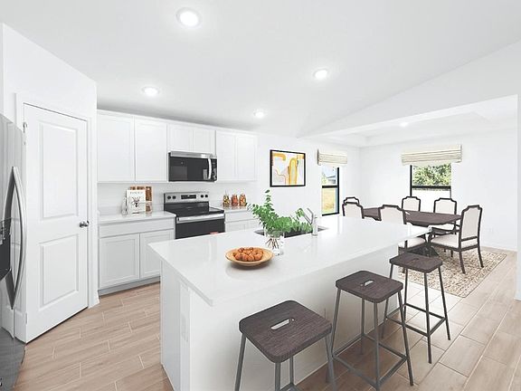 5th image of 5033 N Dogwood Cir