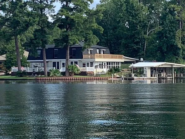 230 Honeysuckle Ln, Titus, AL 36080