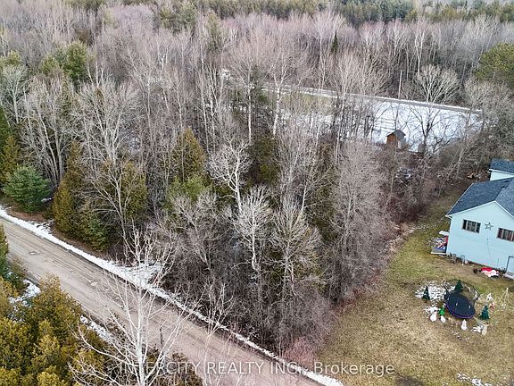 5th image of 22 Routley Ave