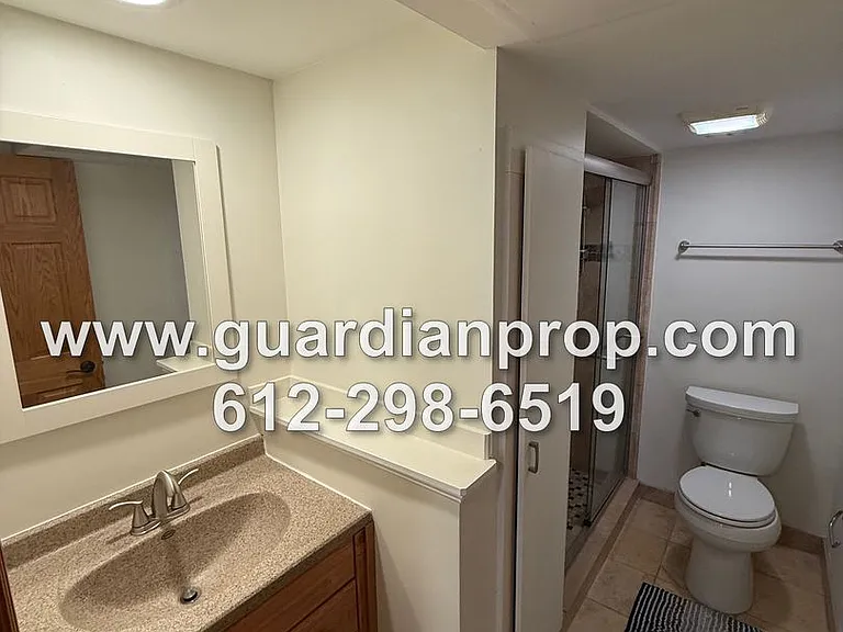 2202 Saint Croix St — Photo 22