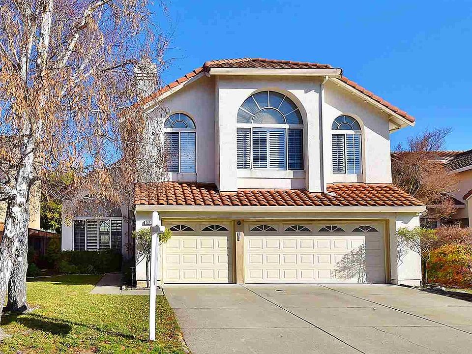 1st image of 7674 Pineville Cir