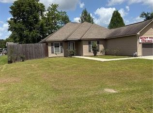 18025 Bass Lake Trl, Ponchatoula, LA 70454
