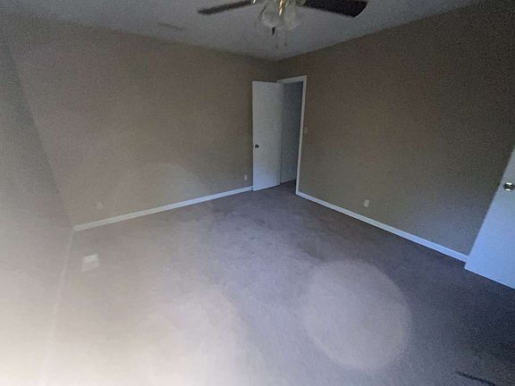 2nd image of 1262 Cloverdale Dr