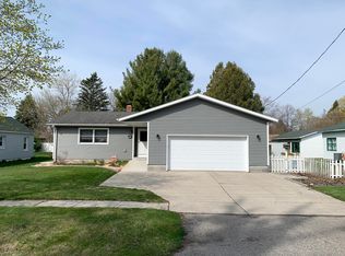 517 Tawas St, East Tawas, MI 48730