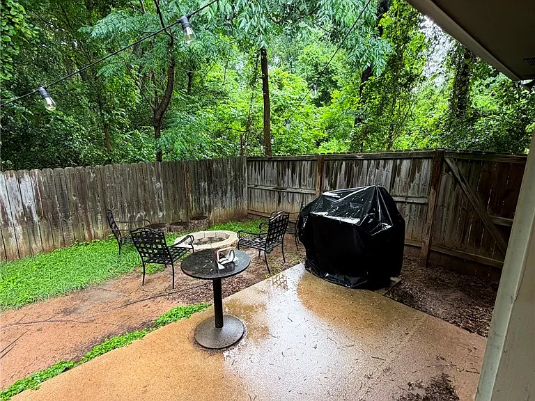 1005 Autumn Cir #B — Photo 19