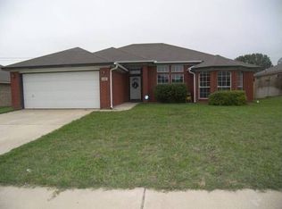 2305 Ledgestone Dr, Killeen, TX 76549