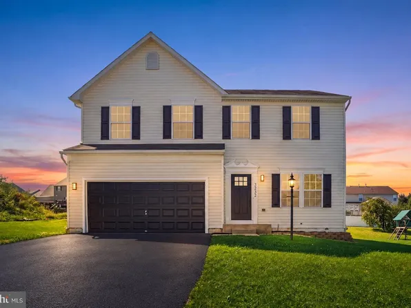 3232 King Richards Ct N, York, PA 17408