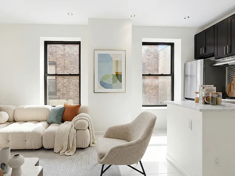 211 W 109th St #2C — Photo 2