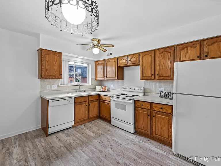 9407 Bay Colony Dr #2W — Photo 4