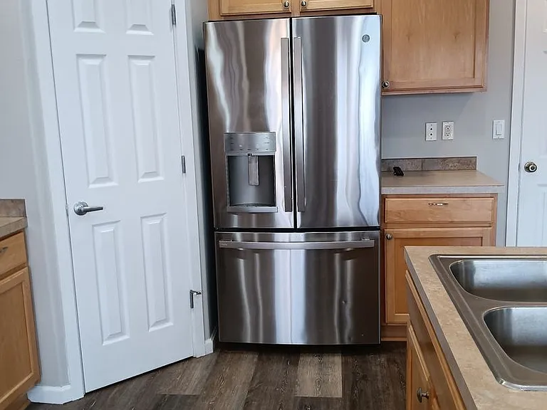 652 Jasmine Cir — Photo 7