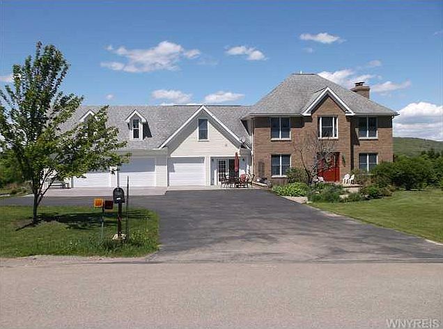 1st image of 3866 Huntington Ter