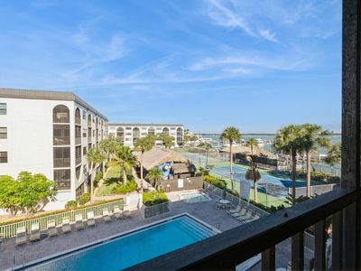 1007 Anglers Cv #J404, Marco Island, FL, 34145