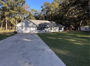 166 Old Sunbury Trl, Midway, GA 31320