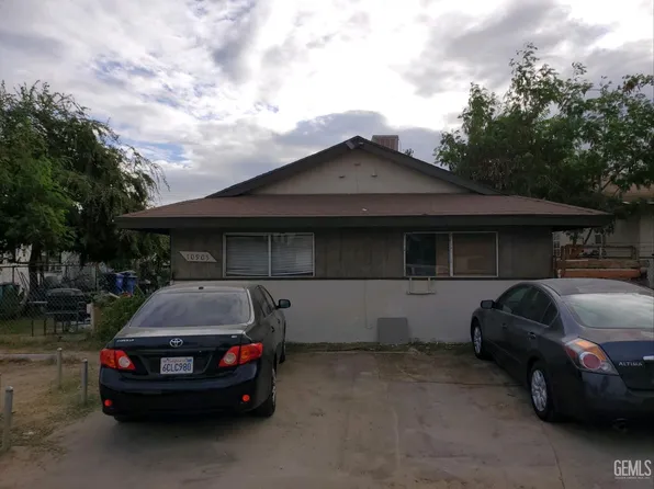 10905 San Diego St, Lamont, CA 93241